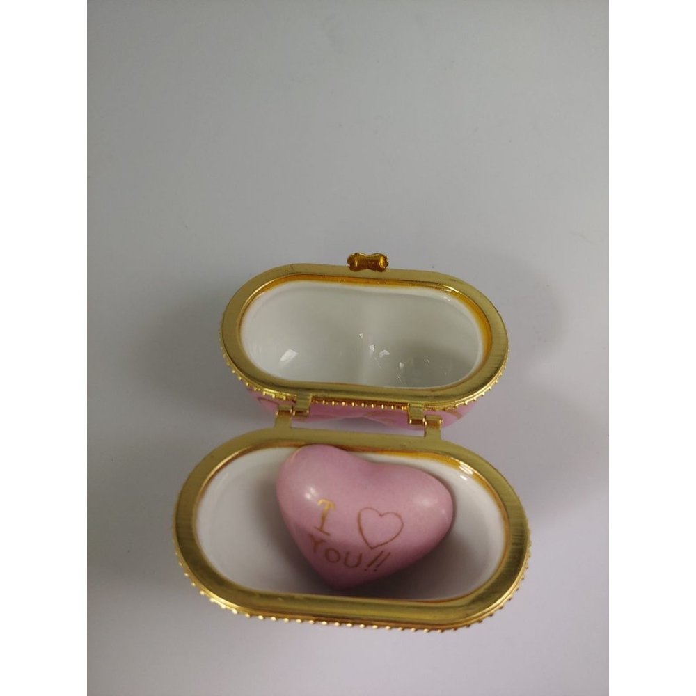 Ceramic Heart Shaped Trinket Box View 2
